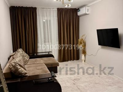 2-комнатная квартира · 43 м² · 2/5 этаж, Ул Казыбек би 179 — Центр города за 210 000 〒 в Таразе