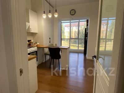 2-комнатная квартира · 70 м² · 1/3 этаж, Халида маманова 3 за 27 млн 〒 в Актобе