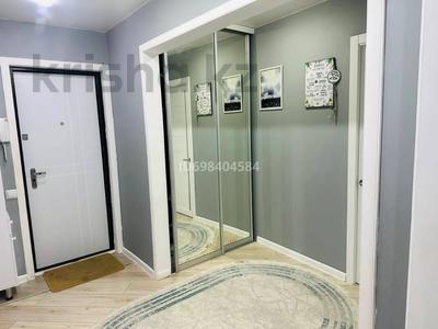 3-комнатная квартира · 70 м² · 1/5 этаж, Авангард 4 19 за 28 млн ₸ в Атырау, мкр Авангард-4