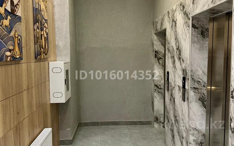 3-комнатная квартира · 95 м² · 6/9 этаж, Кумисбекова 9А за 50 млн ₸ в Астане, Сарыарка р-н — фото 2