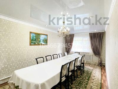 Жеке үй • 6 бөлмелер • 160 м² • 12 сот., Заречный-4 жм 222, бағасы: 40 млн 〒 в Актобе, жилой массив Заречный-4