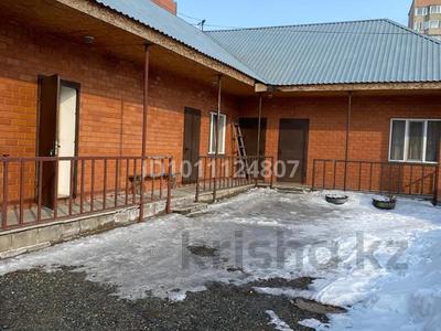 Жеке үй · 8 бөлме · 144 м² · 6 жүзд., Переулок Сенной 161 — Луначарского, бағасы: 47 млн ₸ в Павлодаре