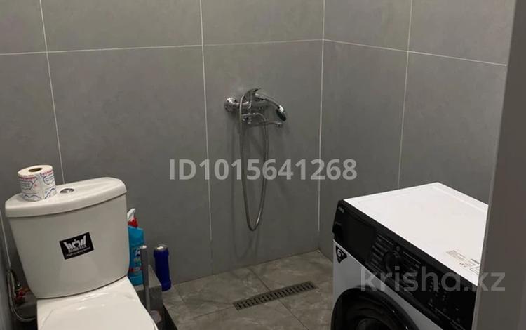 1-комнатная квартира · 30 м² · 9/17 этаж, Ауэзова 2/4 за 200 000 ₸ в Алматы, Алмалинский р-н — фото 2