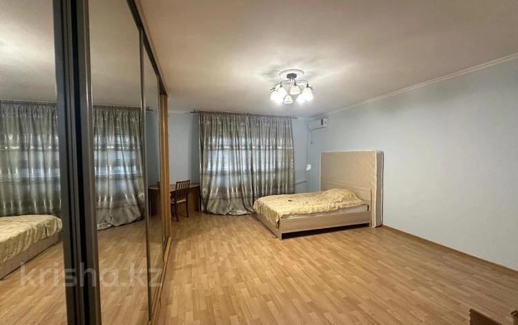 5-комнатная квартира · 208 м² · 5/7 этаж, мкр Самал-3 — Пентхаус за 155 млн ₸ в Алматы, Медеуский р-н — фото 3