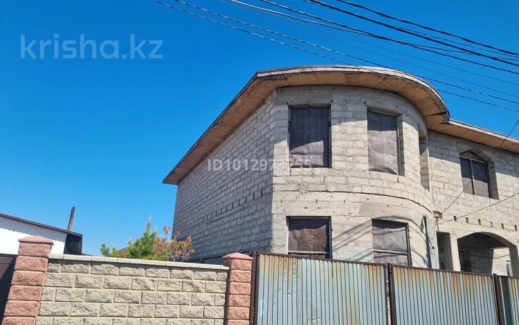 Отдельный дом · 3 комнаты · 110 м² · 10 сот., Қызылжар 7а за 54 млн ₸ в Караоткеле — фото 2