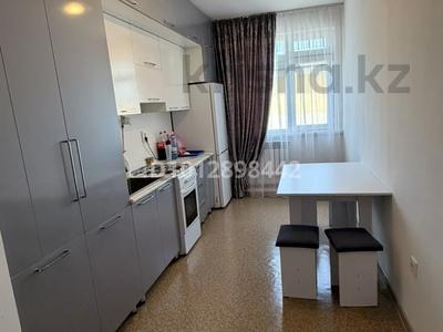 2-бөлмелі пәтер · 60 м² · 4/5 қабат, мкр Улы Дала 47/1 — 67 школ, бағасы: 120 000 ₸ в Таразе