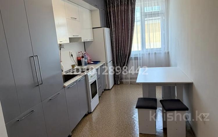 2-бөлмелі пәтер · 60 м² · 4/5 қабат, мкр Улы Дала 47/1 — 67 школ, бағасы: 120 000 ₸ в Таразе — фото 6