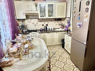 2-комнатная квартира · 62 м² · 2/5 этаж, мкр Нурсая 81 за 27 млн ₸ в Атырау