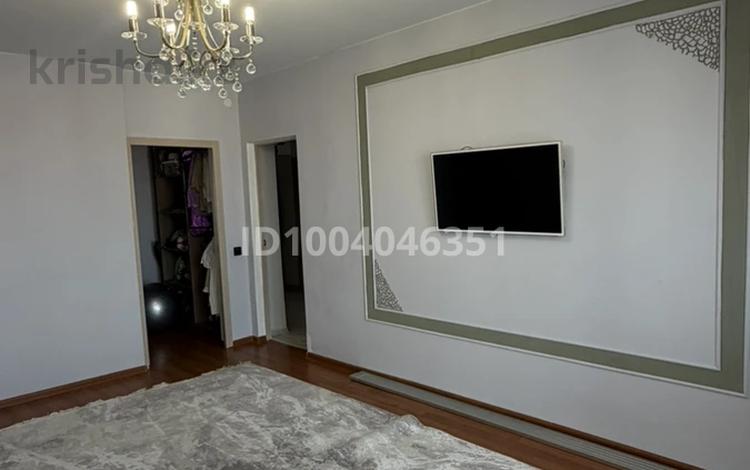 3-комнатная квартира · 90 м² · 5 этаж, мкр Женис, Нур 5 — Толе би и Абылай хана за 220 000 ₸ в Уральске — фото 14