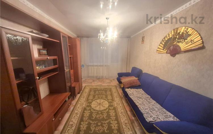 2-бөлмелі пәтер · 44.7 м² · 4/5 қабат, 18-шағынаудан, бағасы: 11.8 млн ₸ в Караганде, Алихана Бокейханова р-н — фото 2