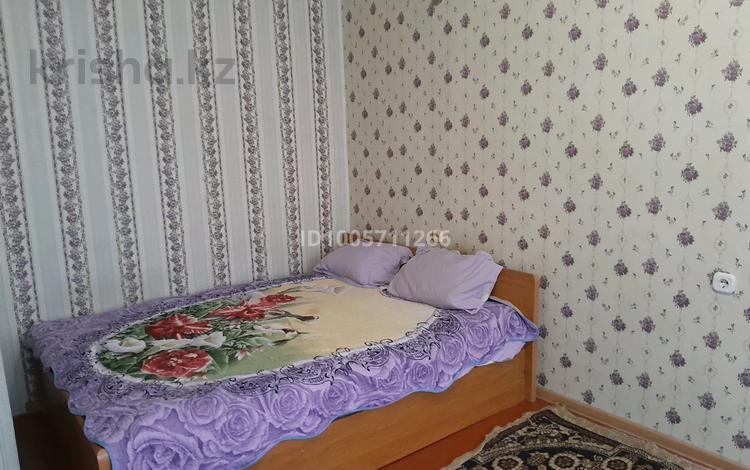 1-комнатная квартира · 30 м² · 2/5 этаж, Майлина — Район жд вокзала за 7 000 ₸ в Костанае — фото 2