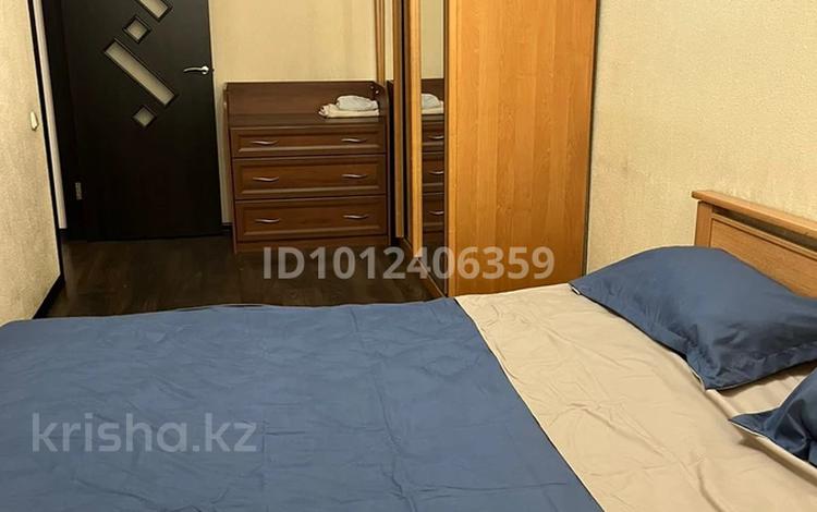 1-комнатная квартира · 44 м² · 4/5 этаж, ул. Алиханова 10 за 1 000 ₸ в Караганде — фото 2