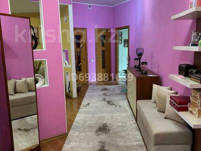 Продажа квартир в Карагандинской обл.: 3-комнатная квартира · 100 м² · 2/4 этаж, проспект республики за 35 млн 〒 3-комнатная квартира · 100 м² · 2/4 этаж, проспект республики за 35 млн 〒 в Темиртау