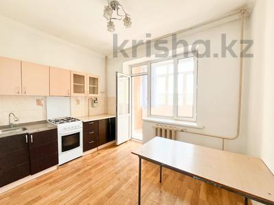 2-комнатная квартира, 58 м², 3/5 этаж, мкр болашак за 18.3 млн 〒 в Талдыкоргане, мкр Болашак