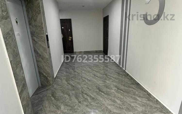2-комнатная квартира · 63.23 м² · 5/9 этаж, Толеметова д.13, кв. 176 за 28 млн 〒 в Шымкенте, Абайский р-н — фото 2