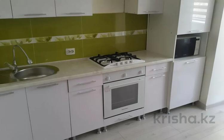 2-бөлмелі пәтер · 55 м² · 3/5 қабат, Центральная 8, бағасы: 180 000 ₸ в Атырау — фото 2