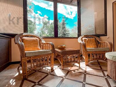 4-комнатная квартира · 225 м² · 1/6 этаж, Санаторная за 240 млн 〒 в Алматы, Бостандыкский р-н