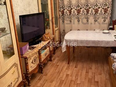 Пәтерлер в Атырауской обл.: 3-бөлмелі пәтер · 61.3 м² · 3/5 қабат, Баймуханова, бағасы: 15.5 млн 〒 3-бөлмелі пәтер · 61.3 м² · 3/5 қабат, Баймуханова, бағасы: 15.5 млн 〒 в Атырау, мкр Привокзальный-1