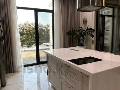 4-комнатная квартира · 190 м² · 1/3 этаж, Аскарова 55/1 к1 за 480 млн 〒 в Алматы, Бостандыкский р-н