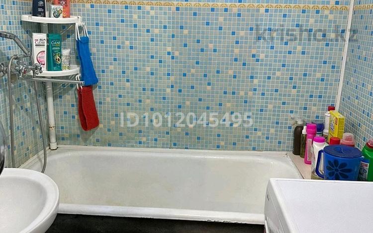 3-бөлмелі пәтер · 64 м² · 4/5 қабат, Момышулы 60, бағасы: 15.9 млн ₸ в Темиртау — фото 2