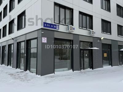 Свободное назначение, офисы, магазины и бутики, общепит, салоны красоты, фитнес и спорт, медцентры и аптеки, образование, развлечения, кабинеты и рабочие места, студии · 77 м² за 600 000 〒 в Астане, Есильский р-н