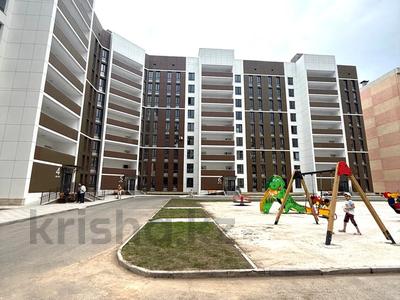 4-комнатная квартира · 130 м² · 8/9 этаж, Азильхан Нуршаихов 6 за 49 млн 〒 в Астане, Нура р-н