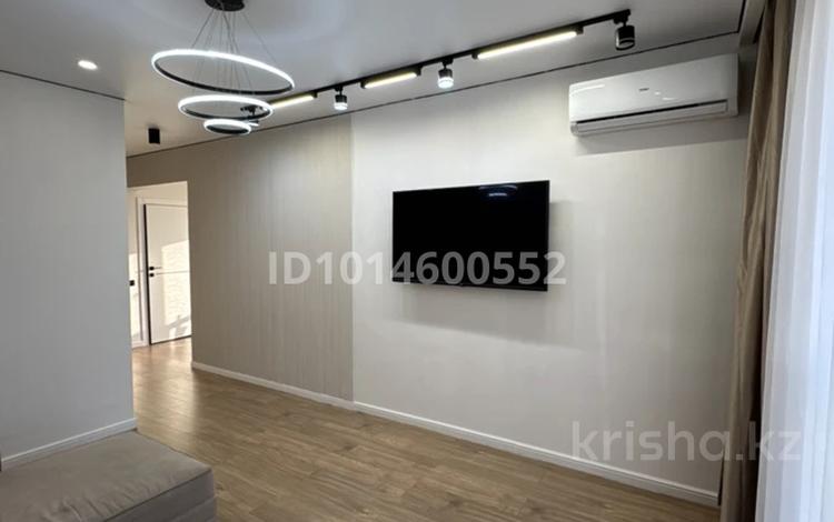2-комнатная квартира · 60 м² · 10 этаж, Утепова 31 за 350 000 ₸ в Алматы, Бостандыкский р-н — фото 2