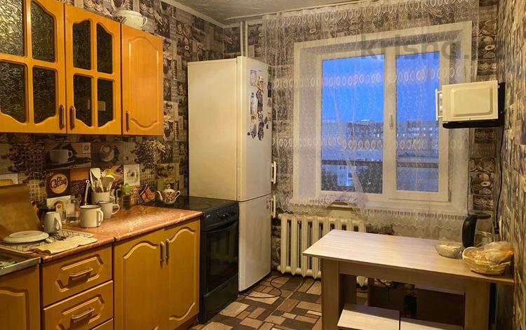 3-бөлмелі пәтер · 62 м² · 8/9 қабат, Восток-3 ш/а. 18, бағасы: 14.4 млн ₸ в Караганде, Алихана Бокейханова р-н — фото 7