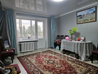 4-комнатная квартира · 73 м² · 2/5 этаж, Жангир Хана — Зачаганск остановка Молодежный за 21 млн 〒 в Уральске