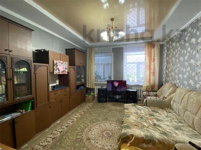 2-комнатная квартира, 55 м², 2/2 этаж, ул. Байгазиева за 6.8 млн 〒 в Темиртау