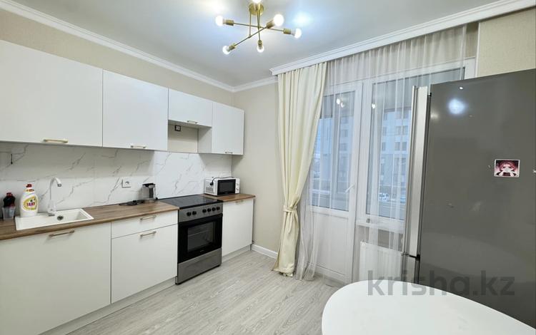 1-комнатная квартира · 38 м² · 2/9 этаж, E 509 11 за 190 000 ₸ в Астане, Есильский р-н — фото 11