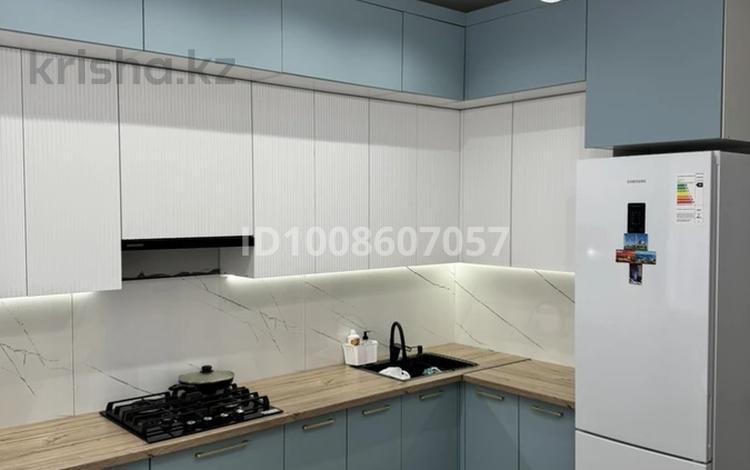 1-комнатная квартира · 45.9 м² · 8/9 этаж, мкр. Алтын орда, Мустафа шокай 2в за 180 000 ₸ в Актобе — фото 2