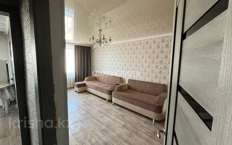 1-комнатная квартира, 38 м², 5/5 этаж, жастар 8 за 9.7 млн 〒 в Талдыкоргане, мкр Жастар — фото 2