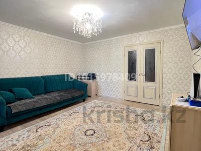 4-бөлмелі пәтер · 80 м² · 3/9 қабат, Курмангазы 154 — Курмангазы и Абая, бағасы: 30 млн ₸ в Уральске, мкр Школьник