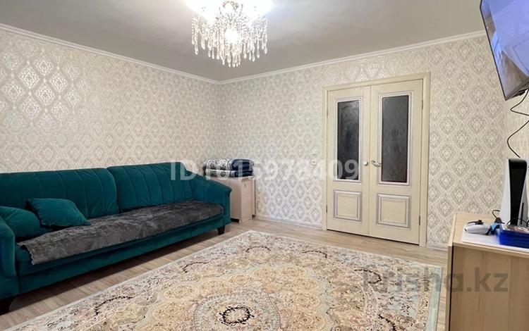4-бөлмелі пәтер · 80 м² · 3/9 қабат, Курмангазы 154 — Курмангазы и Абая, бағасы: 30 млн ₸ в Уральске, мкр Школьник — фото 2