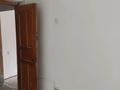 1-комнатная квартира, 47 м², 1/3 этаж, Пришахтинск, Зелинского 11 за 14 млн 〒 в Караганде, Алихана Бокейханова р-н — фото 3