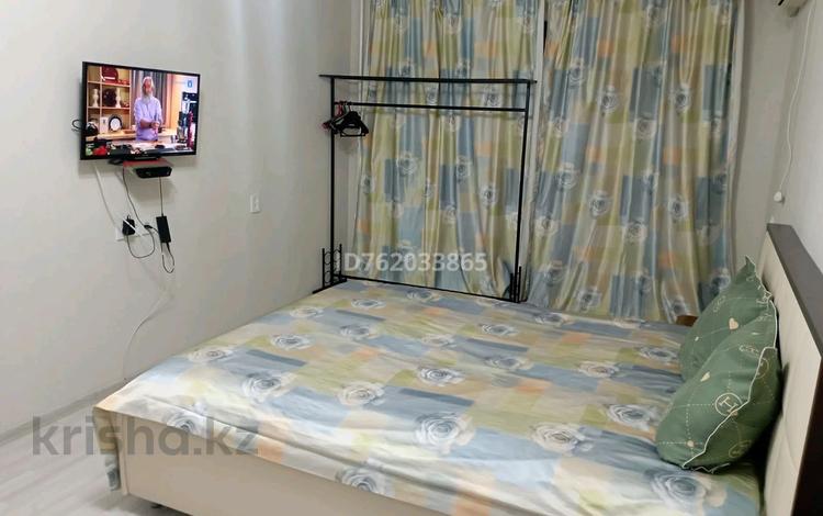 1-комнатная квартира · 31 м² · 4 этаж, мкр Центральный — Остановка Драмтеатра за 8 000 ₸ в Атырау — фото 2