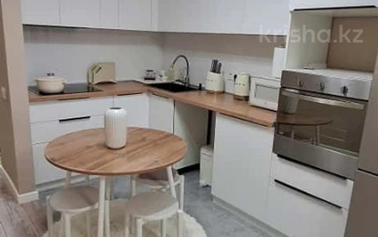 2-комнатная квартира · 56 м² · 5/10 этаж, Карасай батыра — Толе би за 40.6 млн ₸ в Алматы, Алмалинский р-н — фото 2