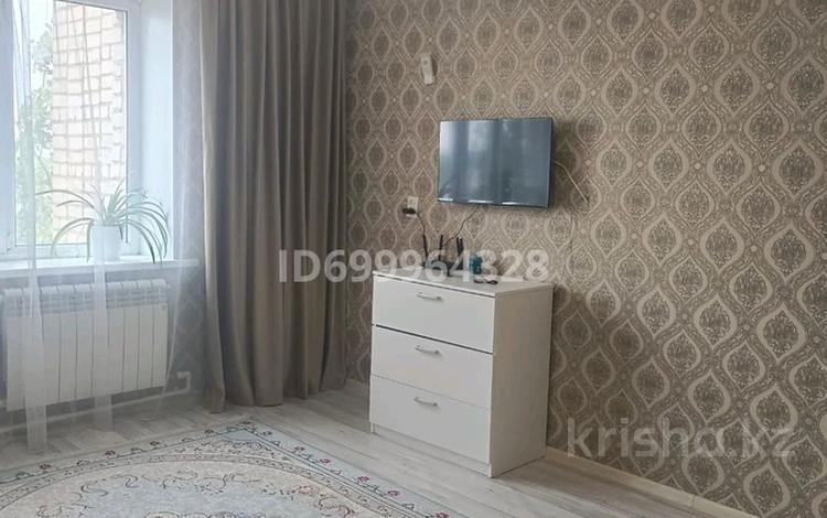 1-бөлмелі пәтер · 37 м² · 5/6 қабат, мкр Жилгородок, Алтынемель 6, бағасы: 10 000 ₸ в Актобе — фото 2