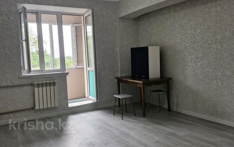 1-комнатная квартира · 32.5 м² · 4/5 этаж, мкр Айнабулак-3 156а за 21.5 млн ₸ в Алматы, Жетысуский р-н — фото 2