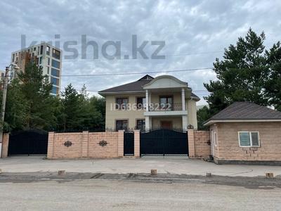 Отдельный дом · 9 комнат · 700 м², 70 лет октября 6а за 3 млн 〒 в Астане, Есильский р-н