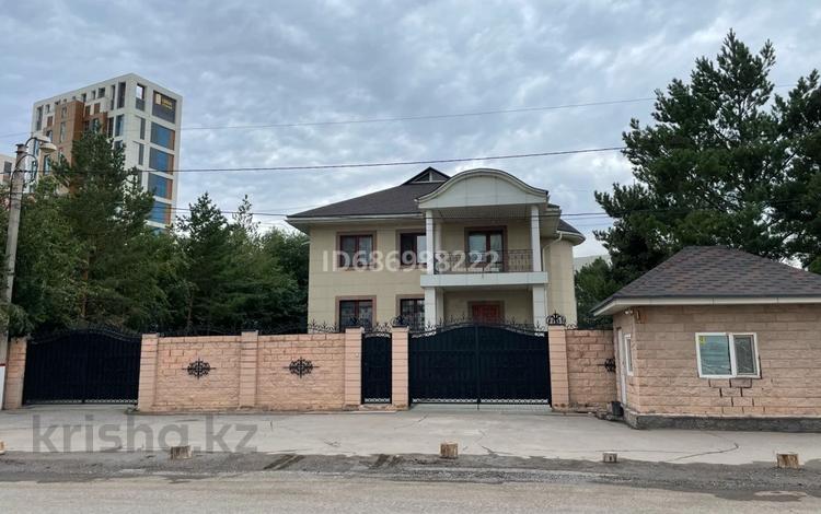 Отдельный дом · 9 комнат · 700 м² · 25 сот., 70 лет октября 6а за 3.5 млн 〒 в Астане, Есильский р-н — фото 2