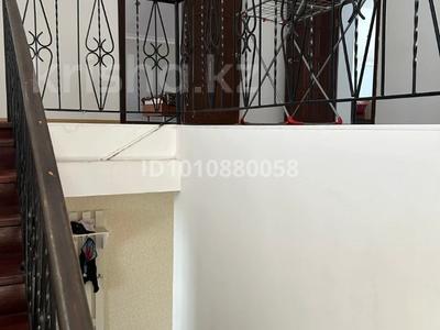 Жеке үй · 6 бөлме · 320 м² · 10 жүзд., улица Кирпичная 42 — Гора Любви, бағасы: 35 млн ₸ в Актобе, жилой массив Кирпичный