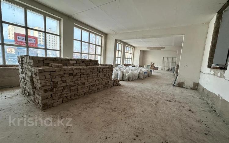 Свободное назначение, офисы, магазины и бутики · 706 м² за 275 млн 〒 в Астане, Сарыарка р-н — фото 2