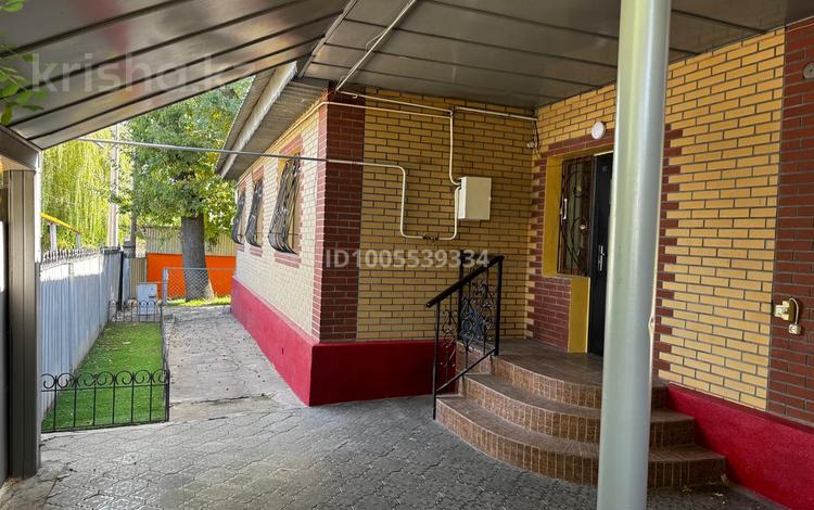 Отдельный дом · 4 комнаты · 100 м², мкр Нур Алатау за 500 000 〒 в Алматы, Бостандыкский р-н — фото 2