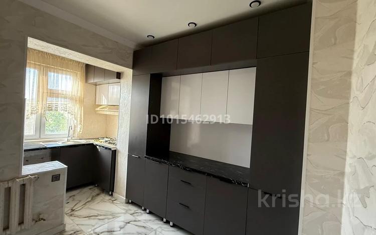 3-комнатная квартира · 68 м² · 5/5 этаж, мкр Карасу 11 за 18.8 млн ₸ в Таразе — фото 2