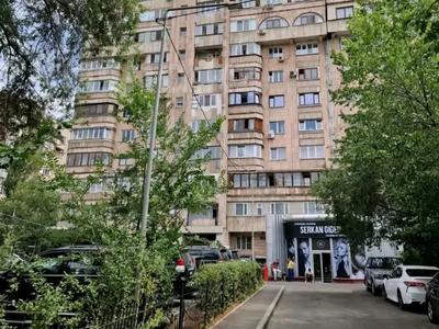 2-комнатная квартира, 60 м², 6/14 этаж, Самал-2 — Назарбаева за 93.5 млн 〒 в Алматы, Медеуский р-н