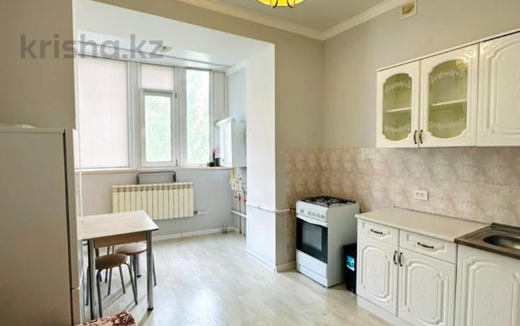 1-комнатная квартира · 50 м² · 1/5 этаж, мкр. Алтын орда, тауелсиздик за 20 млн ₸ в Актобе — фото 2
