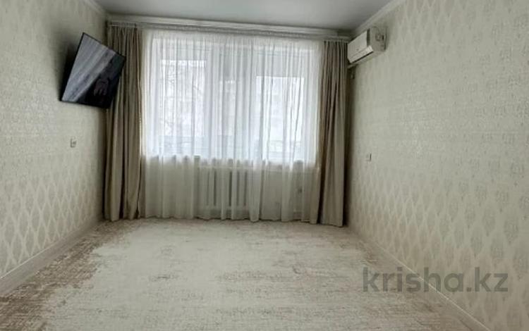 1-комнатная квартира · 35 м² · 3/5 этаж, мкр 8, Бр жубановых за 14.5 млн ₸ в Актобе — фото 2