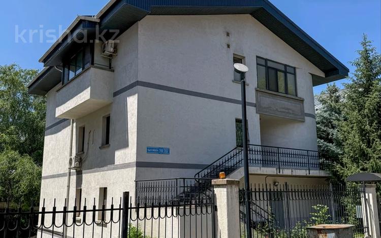 3-бөлмелі пәтер · 124 м² · 3/3 қабат, Кыз жібек 19, бағасы: 145 млн ₸ в Алматы, Медеуский р-н — фото 2